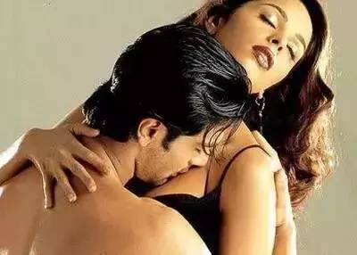 学佛人怎样过夫妻生活 夫妻生活前男女必学的五个口爱技巧