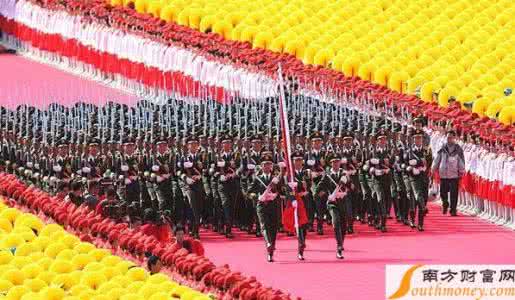 70周年大阅兵全程直播 国庆大阅兵高清完整版 国庆大阅兵全程解说高清晰完整版_国庆大阅兵高清完整版