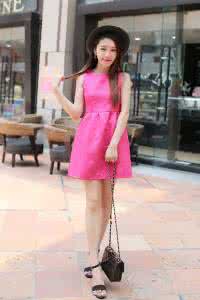 155矮个子女生穿衣图 矮个子女生怎么穿衣服