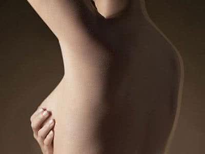 乳腺肿瘤 腋下疼痛是什么原因 哪些女性易得乳腺肿瘤