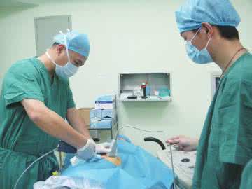 在某个方面一致 保持一致 英语 老夫妻保健 3方面要保持一致