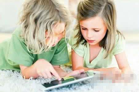 玩电脑如何护眼 儿童玩电脑的危害 注意四点帮助宝宝护眼