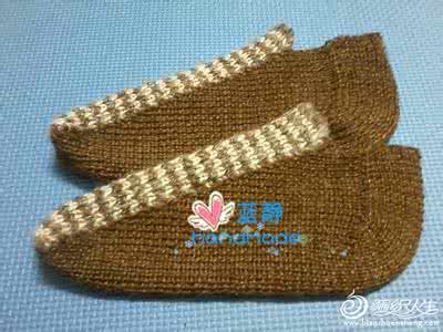 棒针编织地板袜 【棒针】温暖实用的地板鞋和腿套织法图解