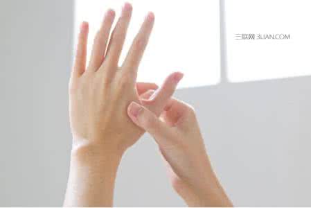 手麻是什么病的前兆 手麻是什么原因_经常手麻或是3大疾病