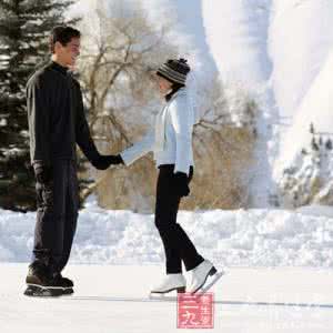 健身运动 健身运动 冬季健身选溜冰让你越溜越开心
