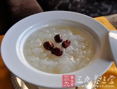 养阴润肺 林蛙油的功效与作用 6种食疗方润肺养阴助安神