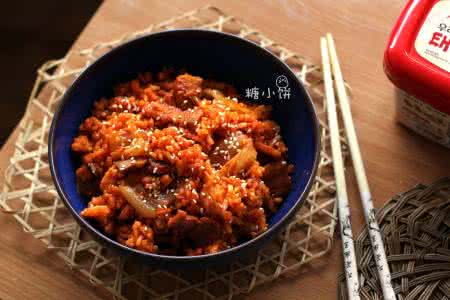泡菜炒饭的做法视频 五花肉泡菜炒饭的做法