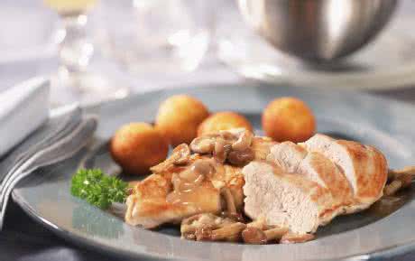 吃九种食物会让大脑 吃鸡肉时应该避开的九种食物