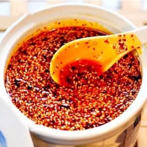 自制辣椒油 自制飘香辣椒油，离不了的经典调味料