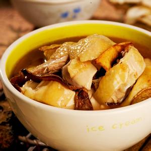 麻油鸡的做法 麻油鸡怎么做 川式麻油鸡的做法,川式麻油鸡怎么做好吃,川式麻油鸡的家常做法