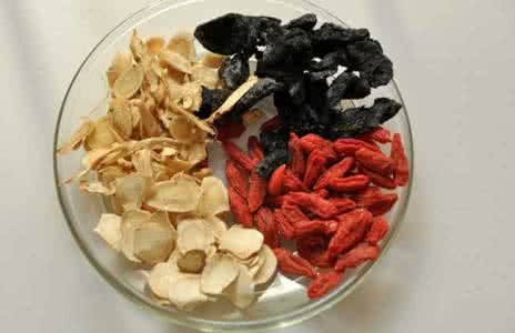 调经四物汤标准配方 四物汤的标准配方 四物汤标准配方，如何自制补血调经的四物汤