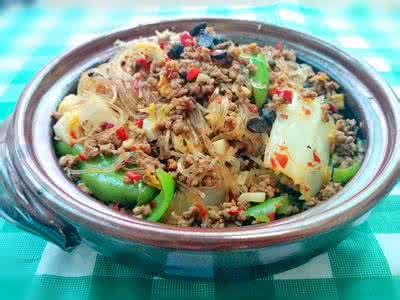 剁椒粉丝蒸娃娃菜 家常下饭菜—剁椒娃娃菜肉末粉丝煲