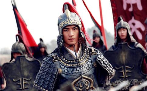 隋唐演义李元霸 隋唐演义中李元霸为何说他是无人能敌?