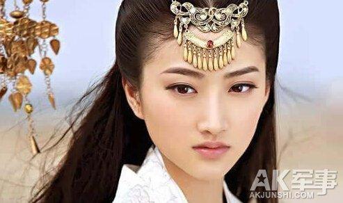 雪白的肌肤高耸的酥胸 古代美女标准涉及肤发唇齿 唯独对胸无要求