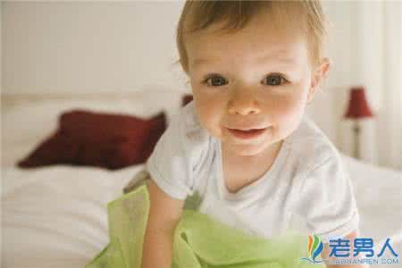 两岁宝宝发育迟缓表现 2岁宝宝发育迟缓的表现 宝宝发育迟缓有哪些表现