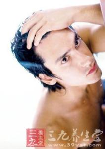 脂溢性脱发的症状 揭秘脂溢性脱发的原因及症状