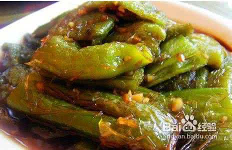 怎样腌咸甜蒜 腌青辣椒的做法 碧绿油亮香辣甜咸