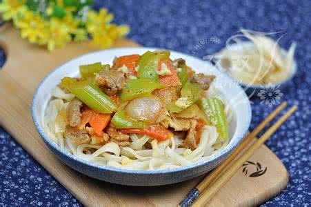 新疆拉条子 异族风味轻松学——新疆风味拉条子