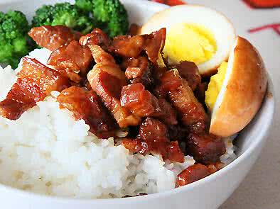 正宗台式卤肉饭的做法 台式卤肉饭