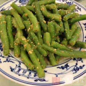 墨绿色豆角 豆角的做法大全 绿色豆角口感足