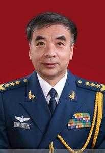 开国将军元帅所有军衔 李先念军衔 李先念将军为何要放弃元帅的军衔?