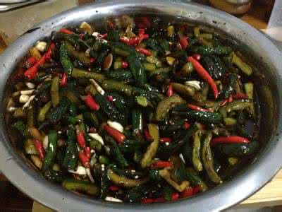 简单美味腌黄瓜的做法 美味腌黄瓜做法【图】20140226