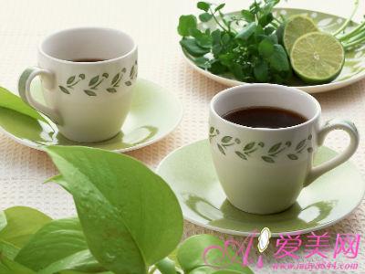 蒲公英茶配方 茶饮保健 蒲公英茶配方 喝蒲公英茶能抗肺癌