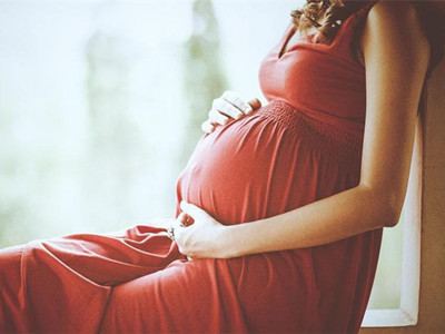 准妈妈生孩子全部视频 孕期准妈妈可以吃柿子吗?吃柿子对孩子影响大吗?