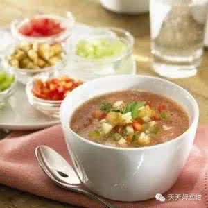 小朋友发烧吃什么饭菜 小朋友发烧吃什么饭菜 宝宝发烧食谱大全