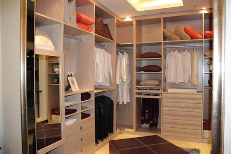 儿童衣柜书桌一体 衣柜加书桌，旧行李箱改造双用途实用家具