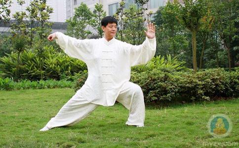 太极拳强身健体 老人强身健体多练太极拳