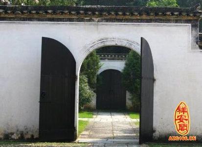 影壁墙与大门的关系 梦见大门关不上 梦见门关不上