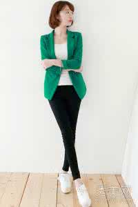 站立气质美女图片 提升气质----站立九点式身材挺起来