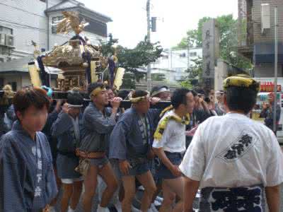 日本人出门前说什么 日本人出门前说什么 厦门人注意！今起公交出行大变化，这么多线路调整、站点更名，出门前一定要看！