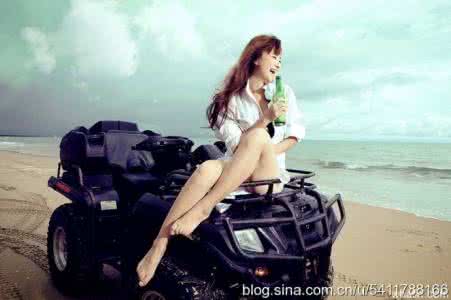 眼含秋波 明眸，却含着秋波的温柔