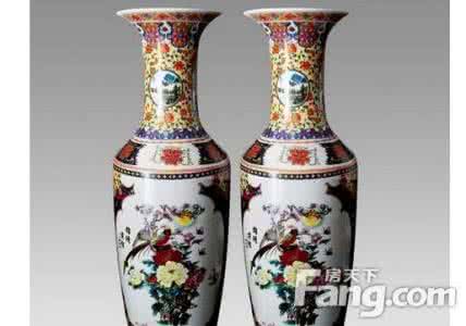 落地大花瓶摆放于讲究 落地大花瓶摆放于讲究 花瓶的家居风水讲究