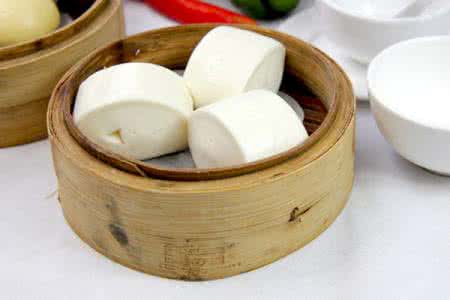 怎么蒸馒头好吃又松软 怎么才能蒸出肥大松软的馒头?