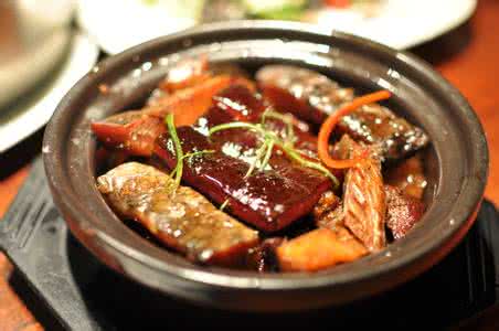 咸鱼红烧肉 解馋下饭菜——【咸鱼红烧肉】