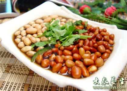 米醋泡花生米的功效 米醋泡花生米的功效 米醋泡花生米有副作用吗