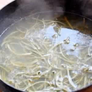 干煸豆角的做法 荷香干豆角小笼包的做法