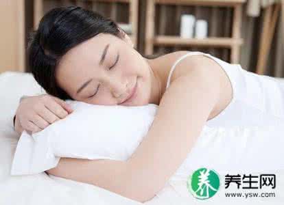 治疗失眠的12种妙方 中医治疗失眠的16种饮食疗法