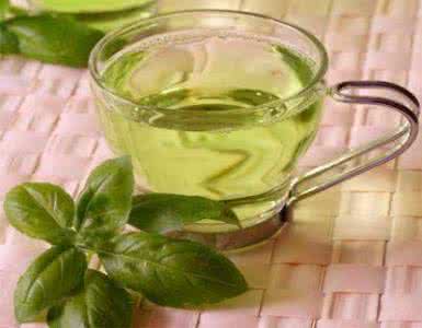 绿茶包去黑眼圈 绿茶包去黑眼圈 食物加绿茶 消除你的黑眼圈