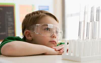 一岁前宝宝早教 如何对五岁前的孩子进行教育