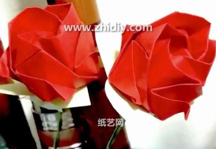 手工川崎折纸玫瑰花 折纸玫瑰花 折纸:修改版手工折纸川崎玫瑰折纸玫瑰的折法