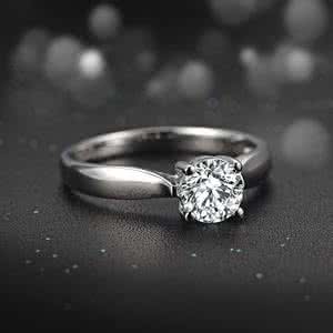 铂金戒指贵还是钻戒贵 铂金钻石戒指 PT950铂金钻戒购买指南