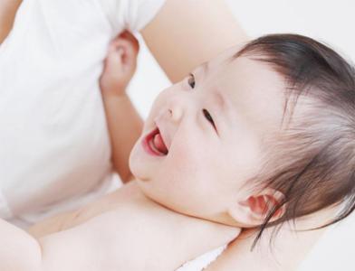 母乳喂养多久最好 母乳喂养多久最好 母乳喂养多久最好？