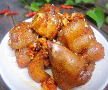 深圳小辣椒湘菜馆 香辣椒盐手抓猪蹄（湘菜 图解）