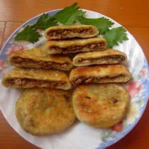 馅饼的家常做法 馅饼 家常馅饼的做法,家常馅饼怎么做好吃,家常馅饼的家常做法