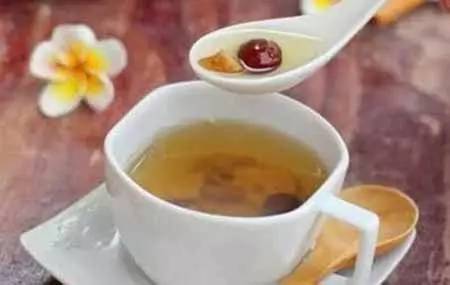 月经期间可以吃黄芪吗 月经期间可以吃黄芪吗 月经期间是否可以吃黄芪呢