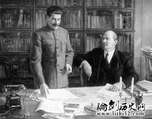 列宁和斯大林谁更残暴 1922年列宁为什么向斯大林要毒药用来自杀